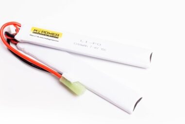 Аккумулятор Li-Po 7.4V 15-25С 1300 mAh, в цевьё M4, G3, CQB приклады